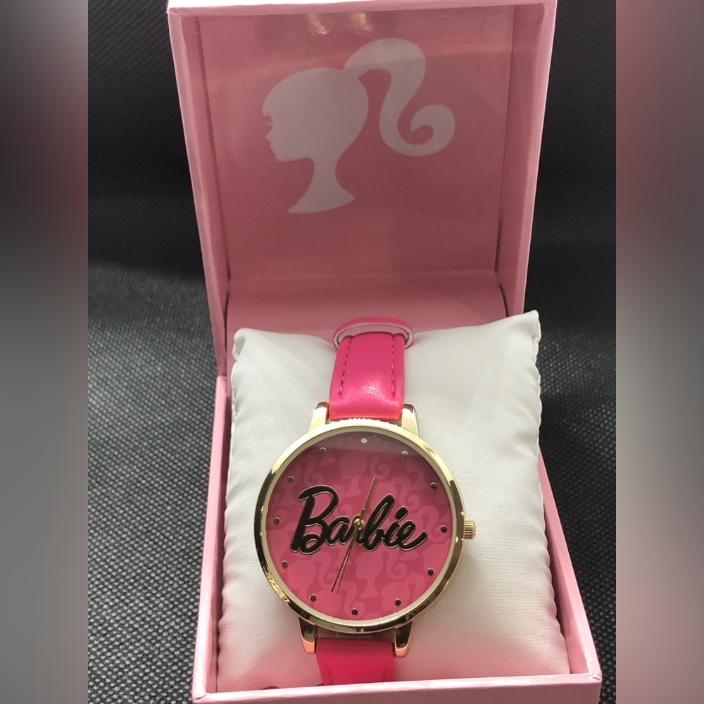 Barbie pink strap gold plated trim pink Barbie logo face wrist watch new‎